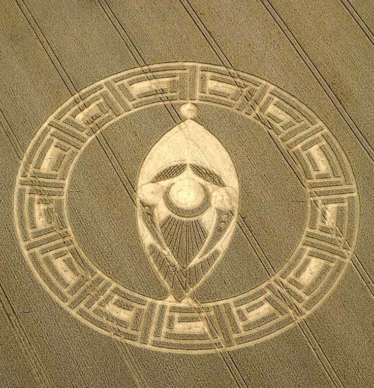 Crop circles make regular appearances in High Frequency.